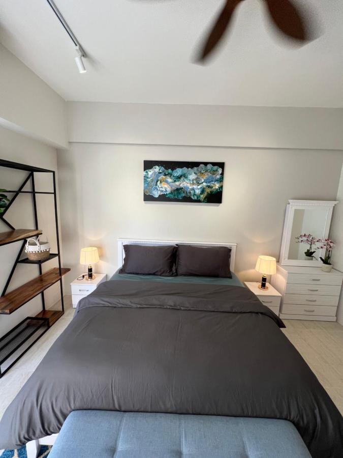 By The Sea Beachfront Designer Suites Penang - Managed By Art Of Tree Batu Feringgi Exteriér fotografie