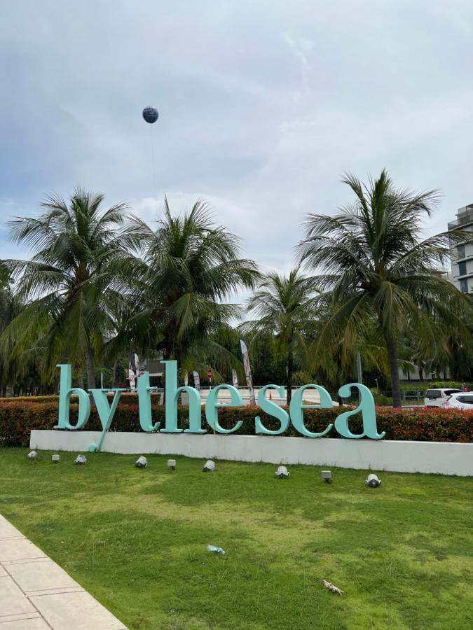 By The Sea Beachfront Designer Suites Penang - Managed By Art Of Tree Batu Feringgi Exteriér fotografie