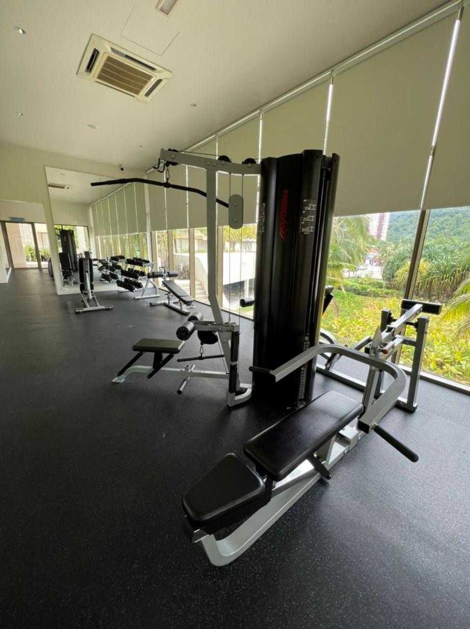 By The Sea Beachfront Designer Suites Penang - Managed By Art Of Tree Batu Feringgi Exteriér fotografie