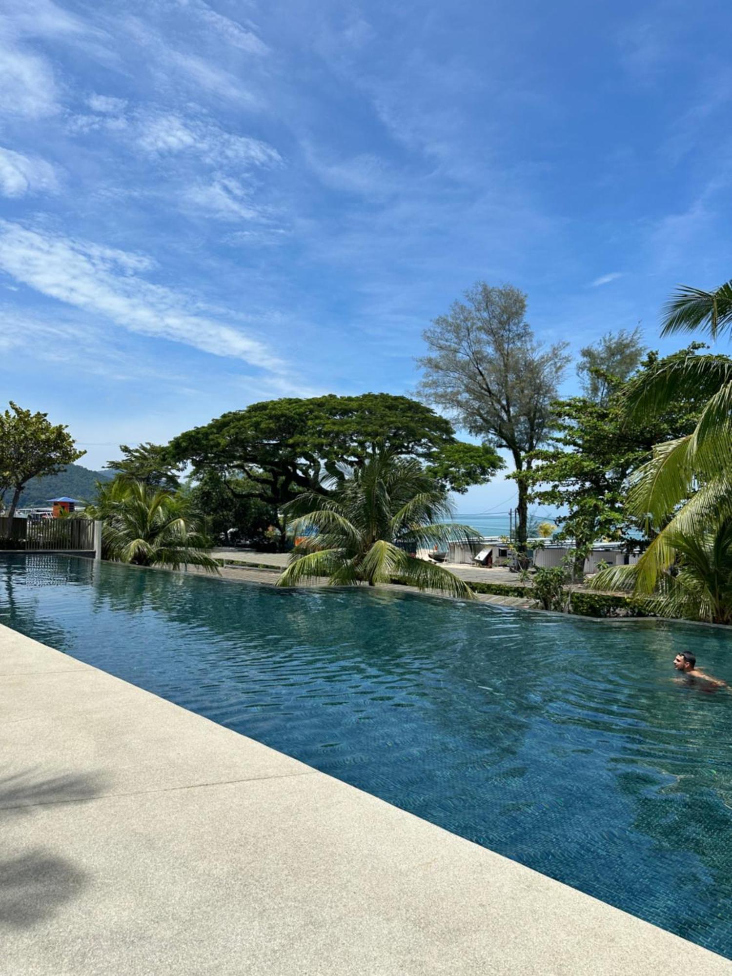 By The Sea Beachfront Designer Suites Penang - Managed By Art Of Tree Batu Feringgi Exteriér fotografie